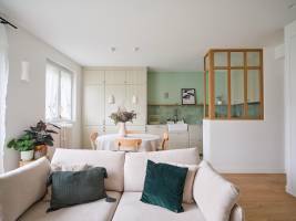 Luisa LAVEZZARI - AGENCE LO STUDIO